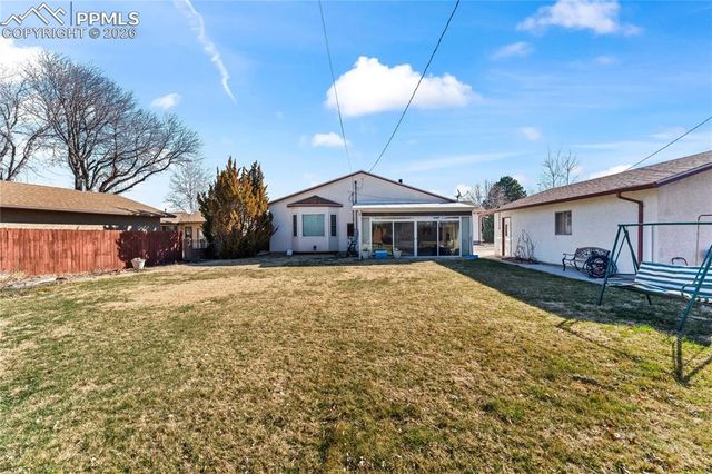 61 Radcliff Lane, Pueblo, CO 81005