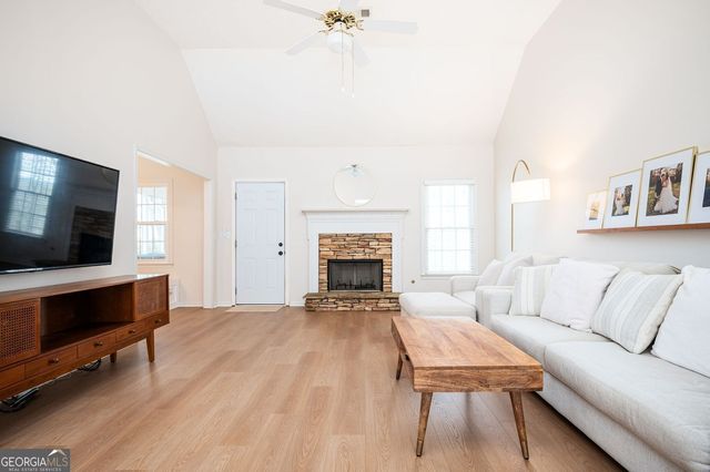 431 Valleyside Drive, Dallas, GA 30157