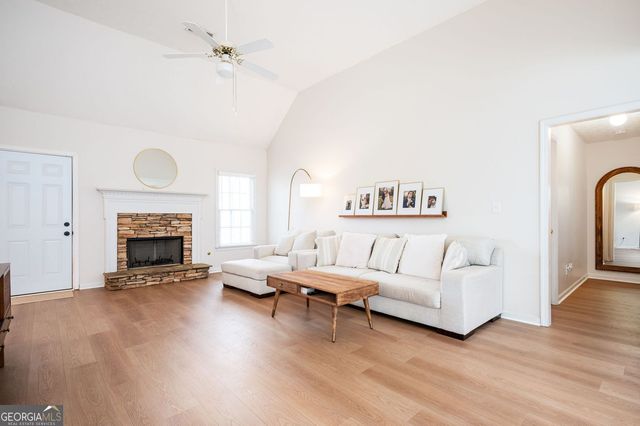 431 Valleyside Drive, Dallas, GA 30157