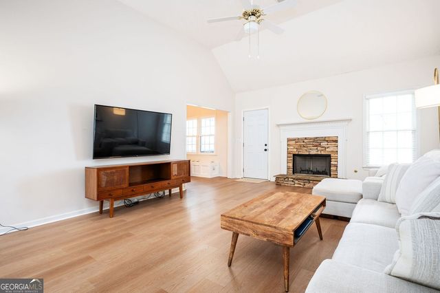 431 Valleyside Drive, Dallas, GA 30157