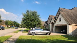 5318 Stoneridge Court, Rosenberg, TX 77471