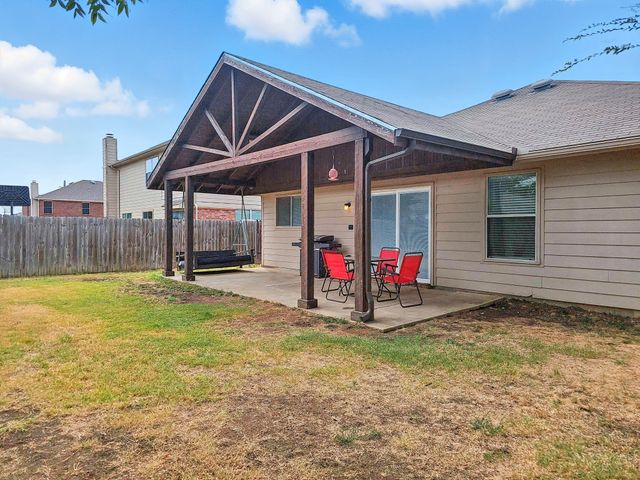1629 Santa Fe Trail, Krum, TX 76249
