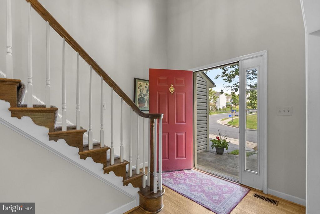Image 2 of property listing at 14307 CARTWRIGHT WAY, North Potomac, MD 20878