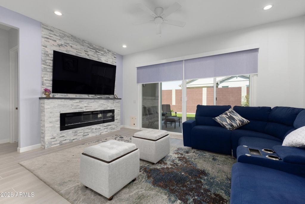 10240 W LONE CACTUS Drive, Peoria, AZ 85382 — photo 4