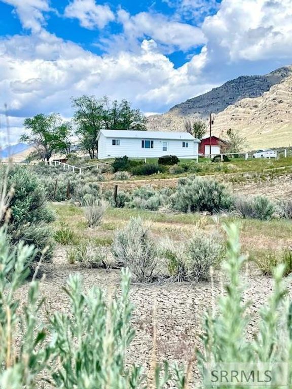 Image 1 of property listing at 2628 Highway 93, Arco, ID 83213
