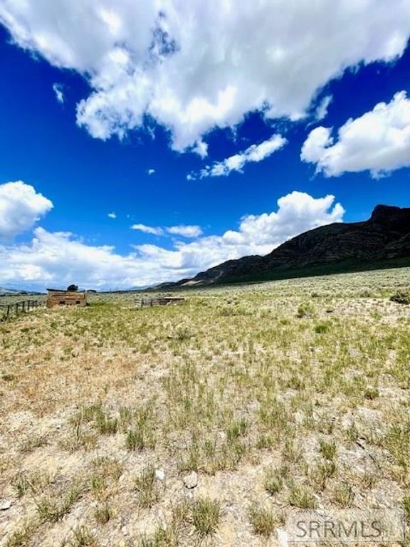 Image 15 of property listing at 2628 Highway 93, Arco, ID 83213