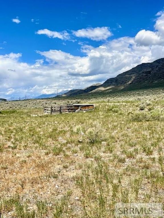Image 16 of property listing at 2628 Highway 93, Arco, ID 83213