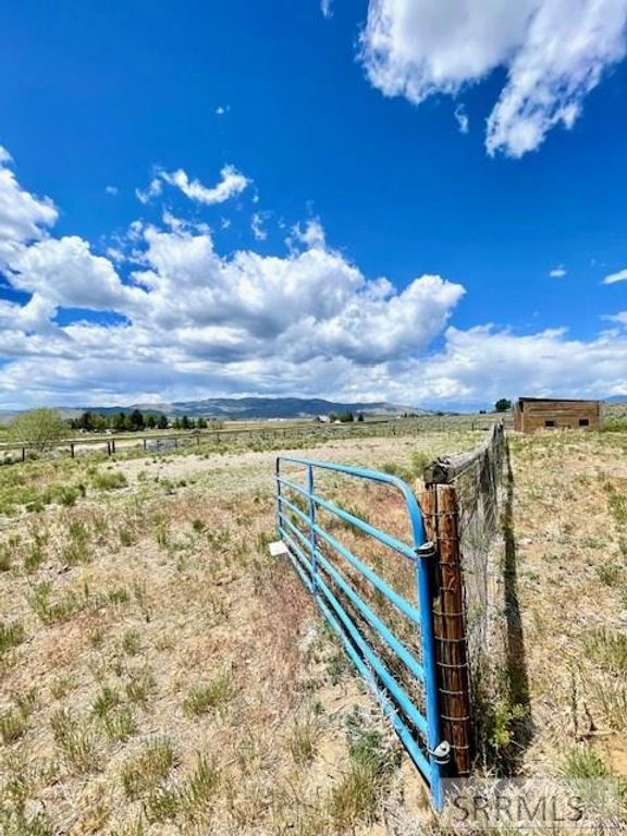 Image 17 of property listing at 2628 Highway 93, Arco, ID 83213