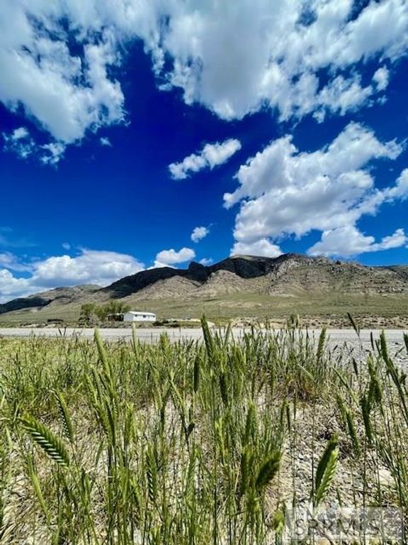 Image 3 of property listing at 2628 Highway 93, Arco, ID 83213