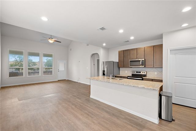 4702 Nopalitos Way, Bryan, TX 77807