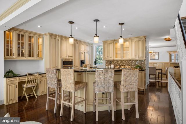 129 BAINBRIDGE ST, Philadelphia, PA 19147