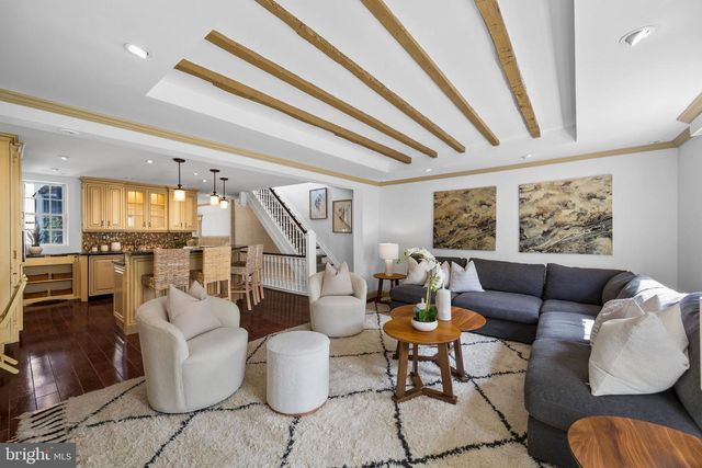 129 BAINBRIDGE ST, Philadelphia, PA 19147