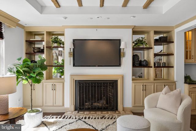 129 BAINBRIDGE ST, Philadelphia, PA 19147