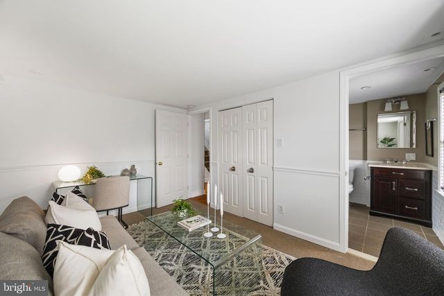 129 BAINBRIDGE ST, Philadelphia, PA 19147