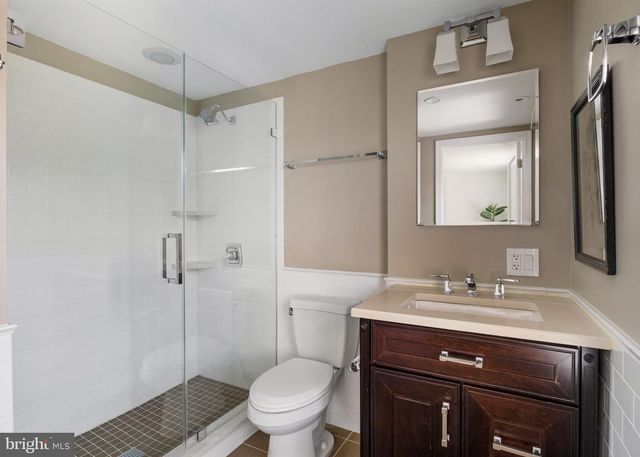 129 BAINBRIDGE ST, Philadelphia, PA 19147