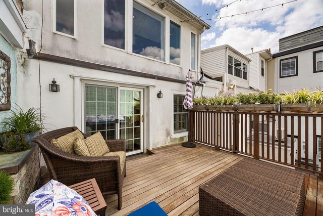 129 BAINBRIDGE ST, Philadelphia, PA 19147