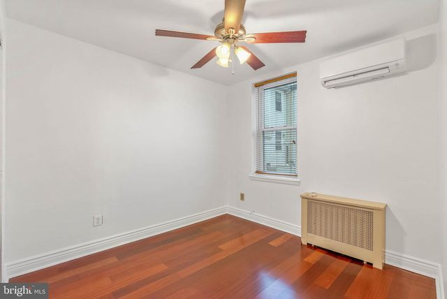 129 BAINBRIDGE ST, Philadelphia, PA 19147