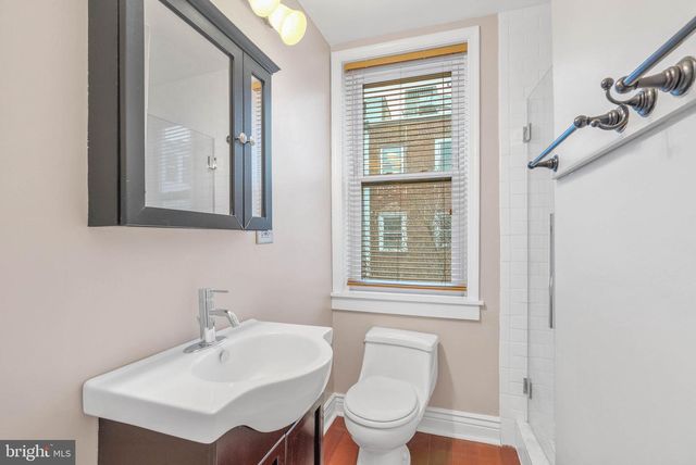 129 BAINBRIDGE ST, Philadelphia, PA 19147