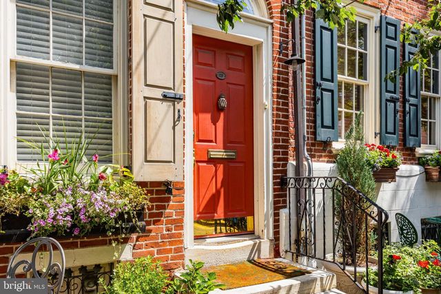 129 BAINBRIDGE ST, Philadelphia, PA 19147