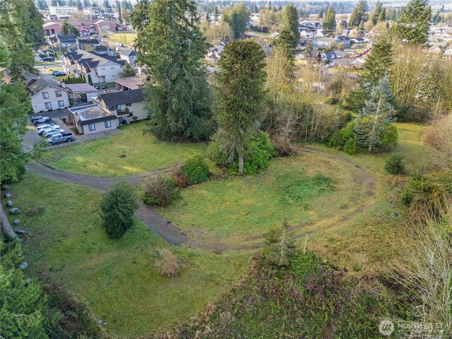 530 N Washington Ave N, Arlington, WA 98223