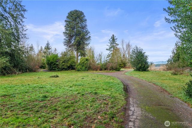 530 N Washington Ave N, Arlington, WA 98223