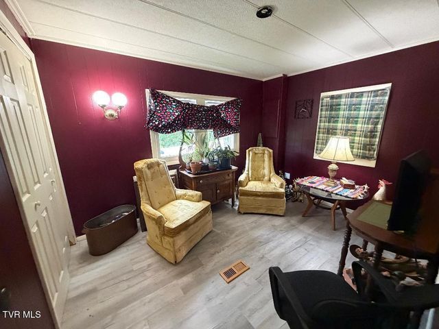 164 Elliott Drive, Gate City, VA 24251