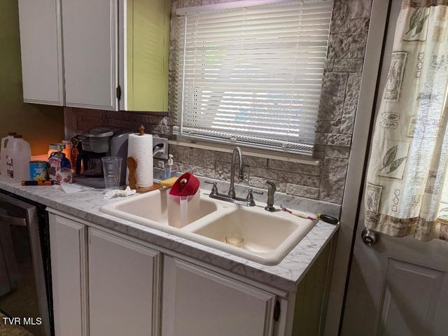 164 Elliott Drive, Gate City, VA 24251