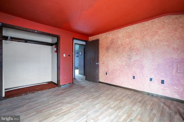 7732 JONESTOWN RD, Harrisburg, PA 17112