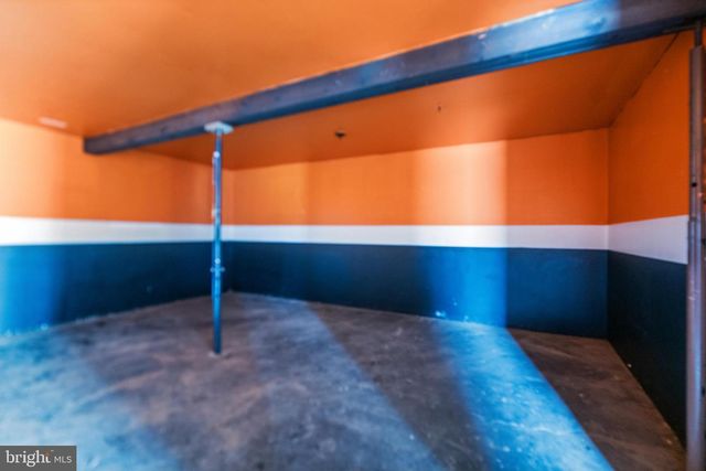 7732 JONESTOWN RD, Harrisburg, PA 17112