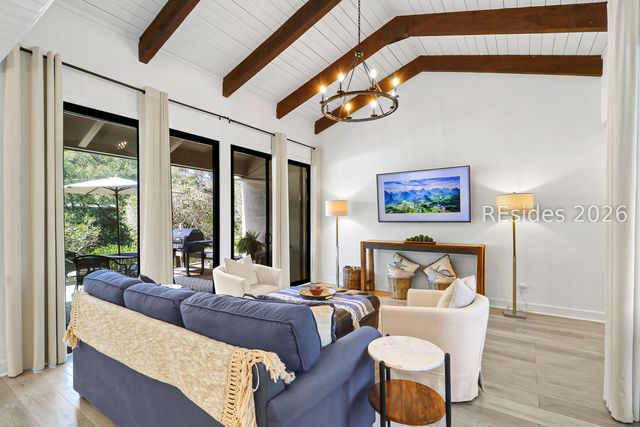 226 S Sea Pines Dr Apt 1590, Hilton Head Island, SC 29928