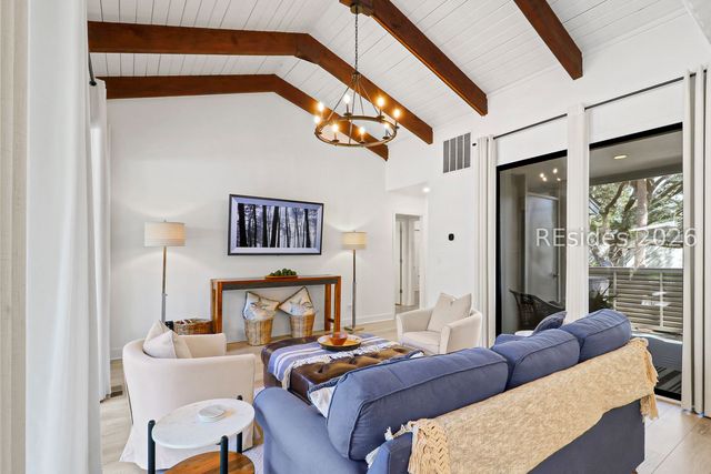 226 S Sea Pines Dr Apt 1590, Hilton Head Island, SC 29928