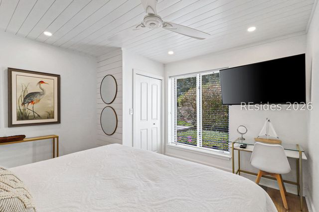 226 S Sea Pines Dr Apt 1590, Hilton Head Island, SC 29928