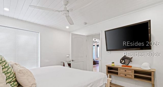 226 S Sea Pines Dr Apt 1590, Hilton Head Island, SC 29928