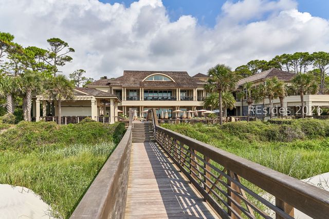226 S Sea Pines Dr Apt 1590, Hilton Head Island, SC 29928