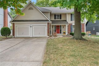 3905 NE Beechwood Drive, Lee's Summit, MO 64064