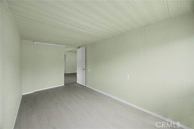 1913 Chain Avenue, Lake Isabella, CA 93240