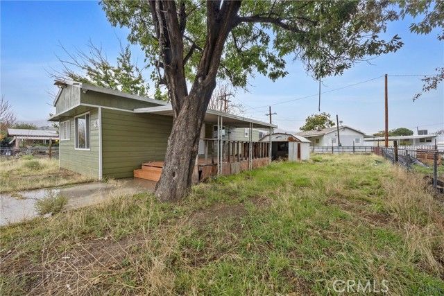 1913 Chain Avenue, Lake Isabella, CA 93240