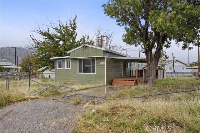 1913 Chain Avenue, Lake Isabella, CA 93240