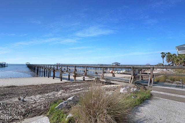 29 Bay Point Road, St. Helena Island, SC 29920