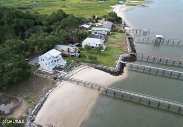 29 Bay Point Road, St. Helena Island, SC 29920