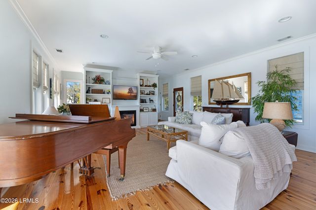 29 Bay Point Road, St. Helena Island, SC 29920