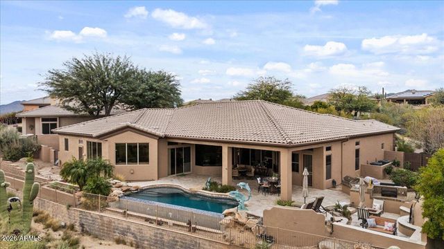 9657 E PEREGRINE Place, Scottsdale, AZ 85262