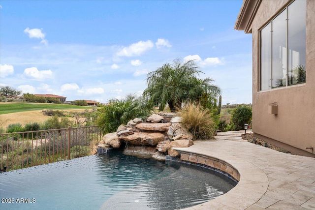 9657 E PEREGRINE Place, Scottsdale, AZ 85262