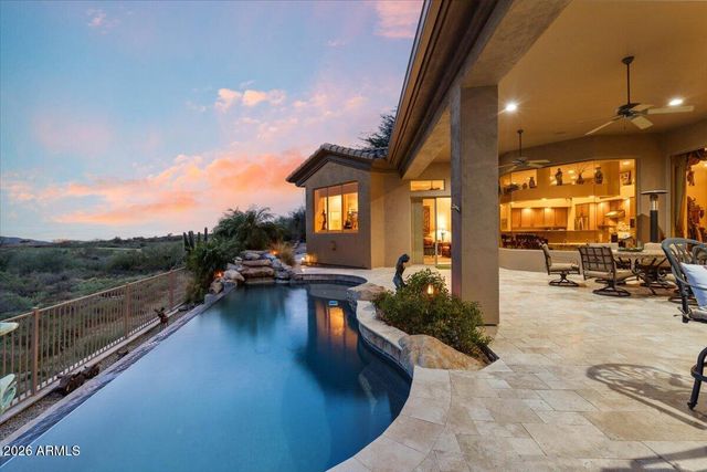 9657 E PEREGRINE Place, Scottsdale, AZ 85262