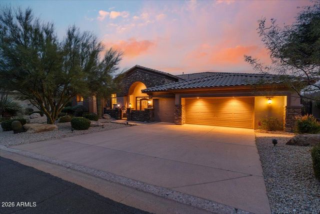 9657 E PEREGRINE Place, Scottsdale, AZ 85262