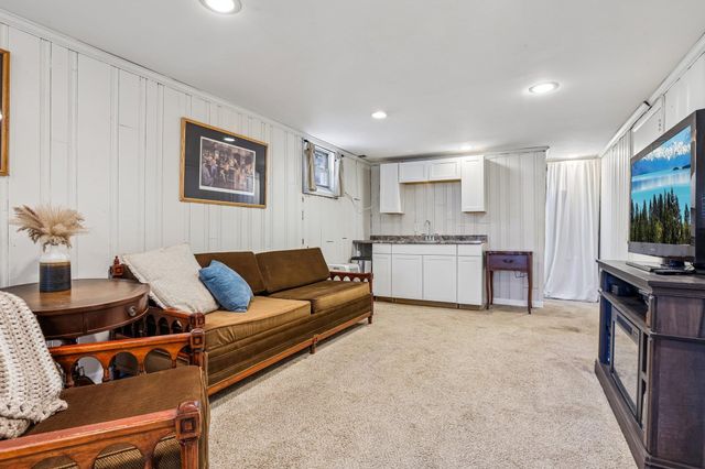 1303 82ND ST, North Bergen, NJ 07047