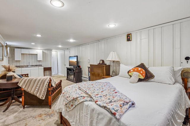 1303 82ND ST, North Bergen, NJ 07047