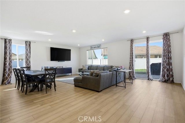 1903 Breachy, Hemet, CA 92545