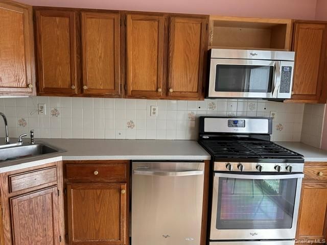 2522 Whispering Hills, Chester, NY 10918