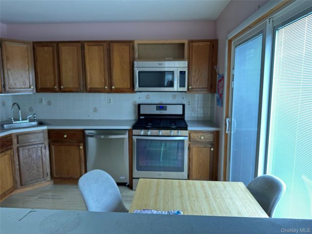 2522 Whispering Hills, Chester, NY 10918